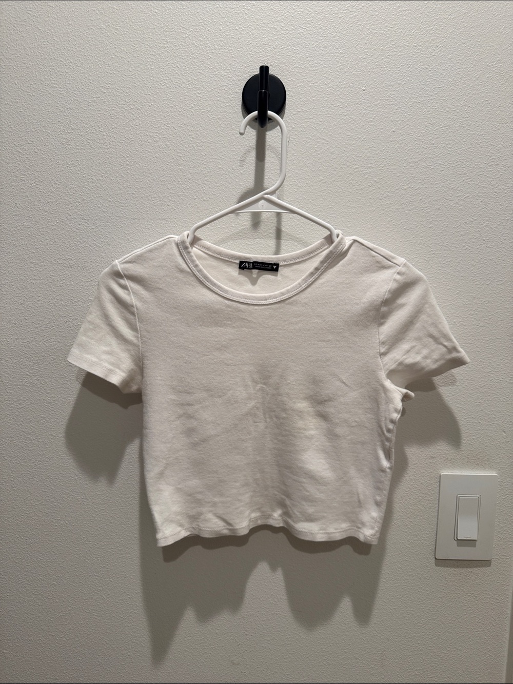 Zara White Short-Sleeve Cropped Tee